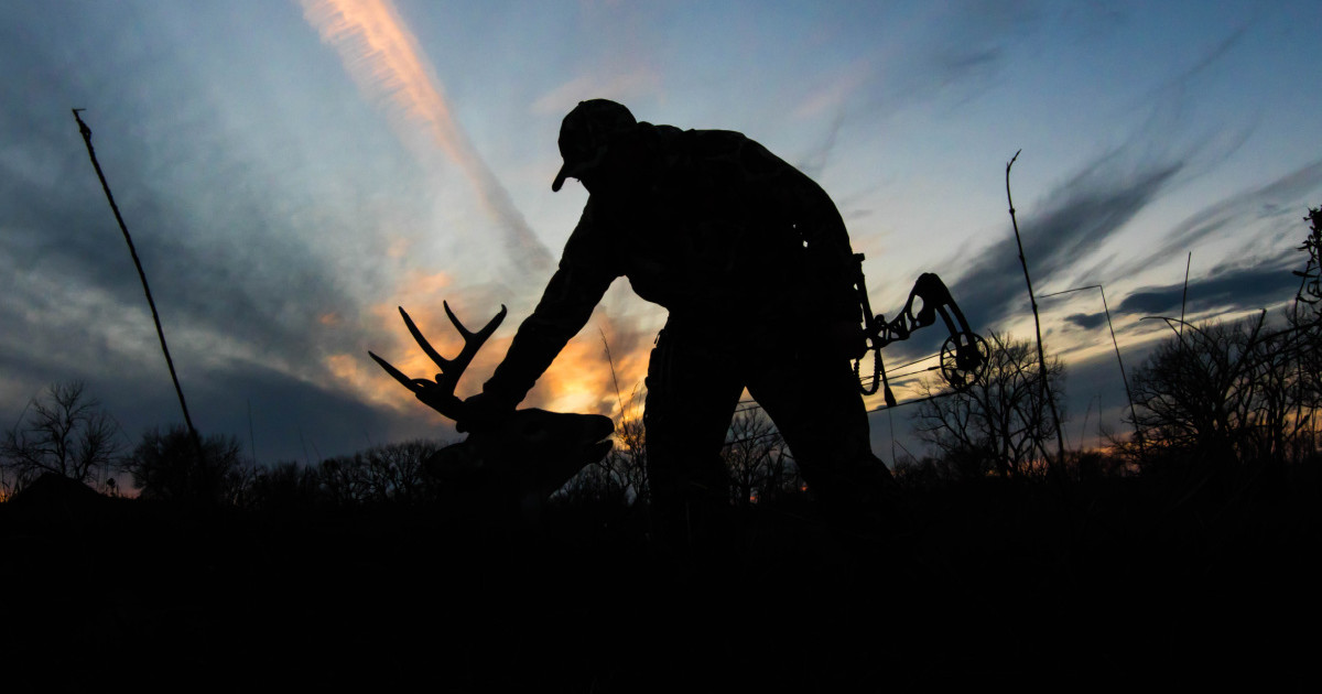5 Habits That Will Make You a Better Deer Hunter | MeatEater Wired To Hunt