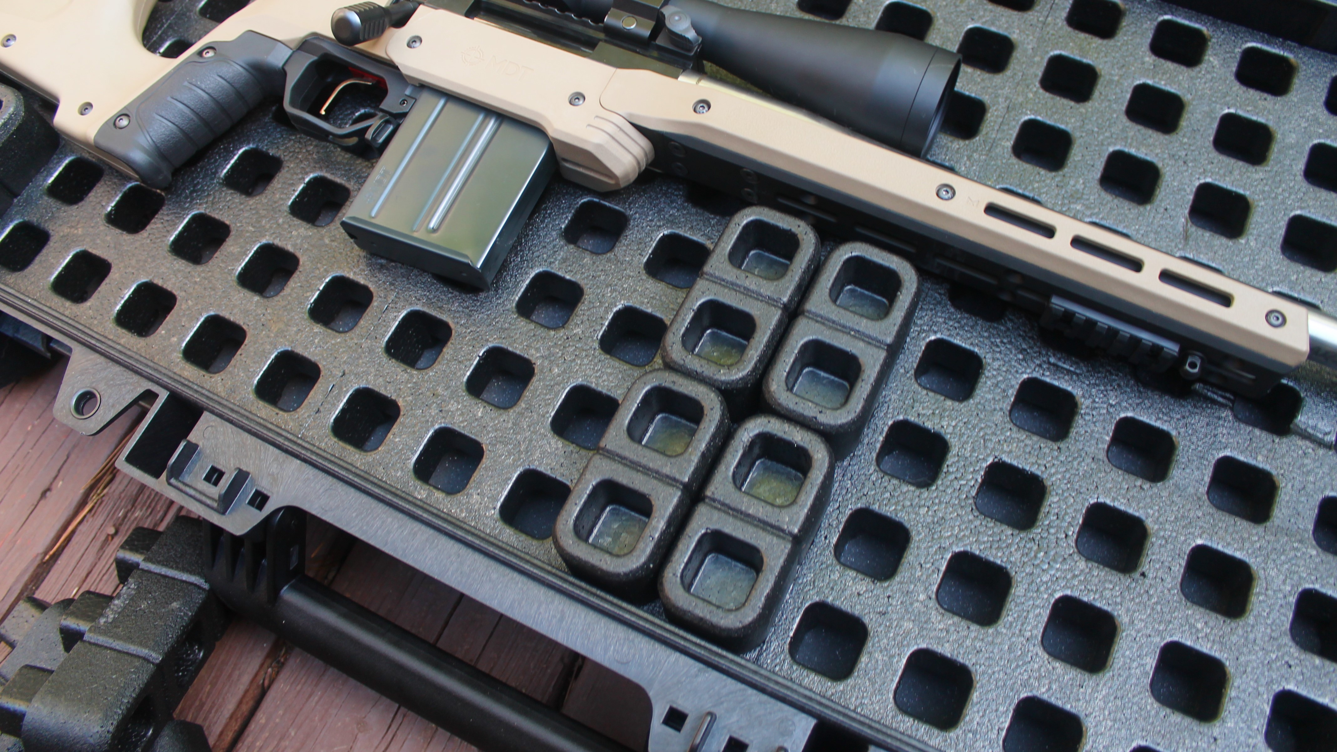 The Modular Rifle Case You Wish You’d Thought Of: Magpul DAKA GRID ...