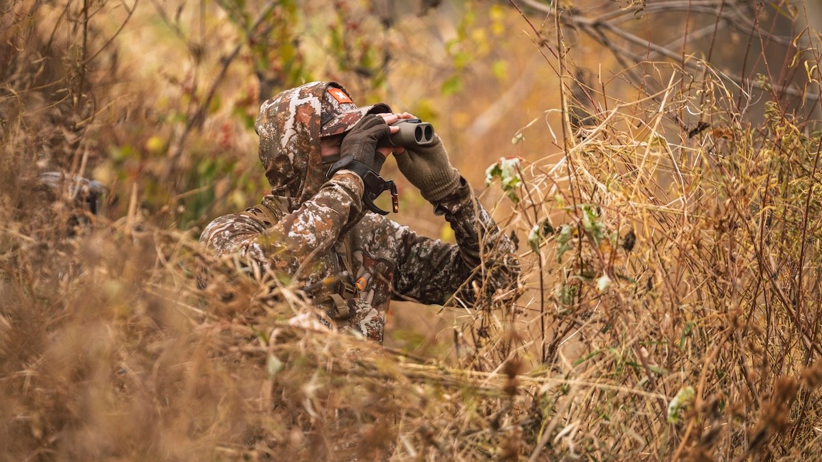 How to Kill a Buck from a Natural Ground Blind 