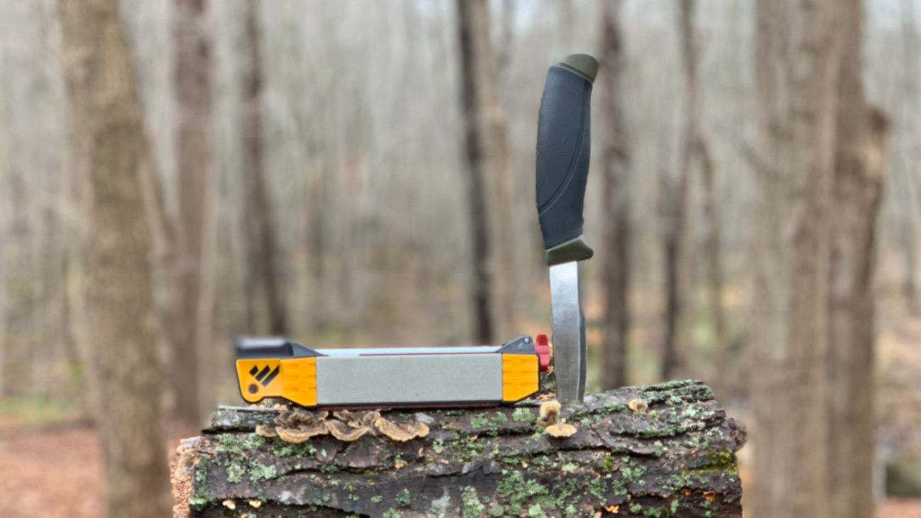 How to Sharpen a Knife in the Field