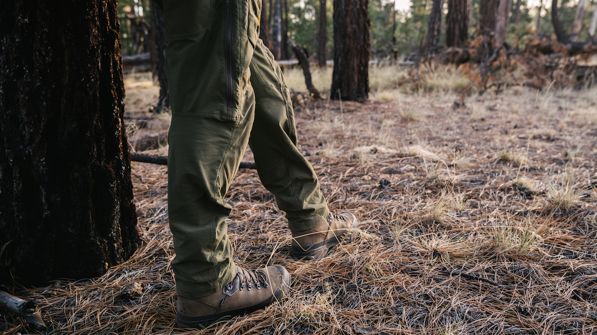 Foundry cargo sale pants