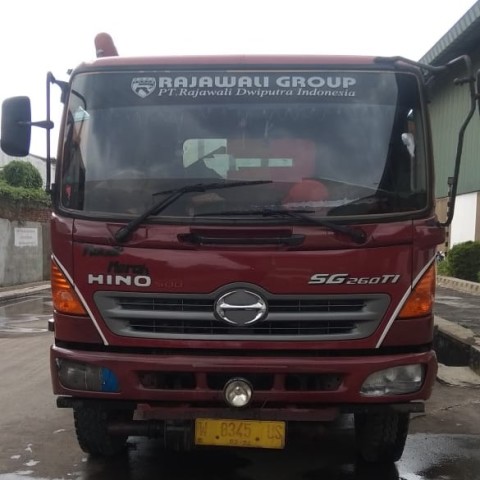 Truck Hino SG 260 J W 8345 US