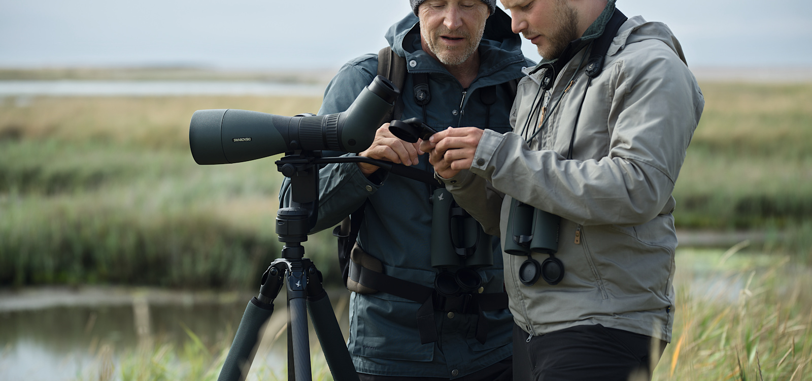 Swarovski Optik ATX modular spotting scope · official lifestyle image