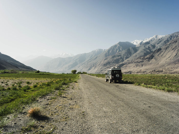 Swarovski Optik Surprises along the Silk Road Nature Outdoor mountain landscape