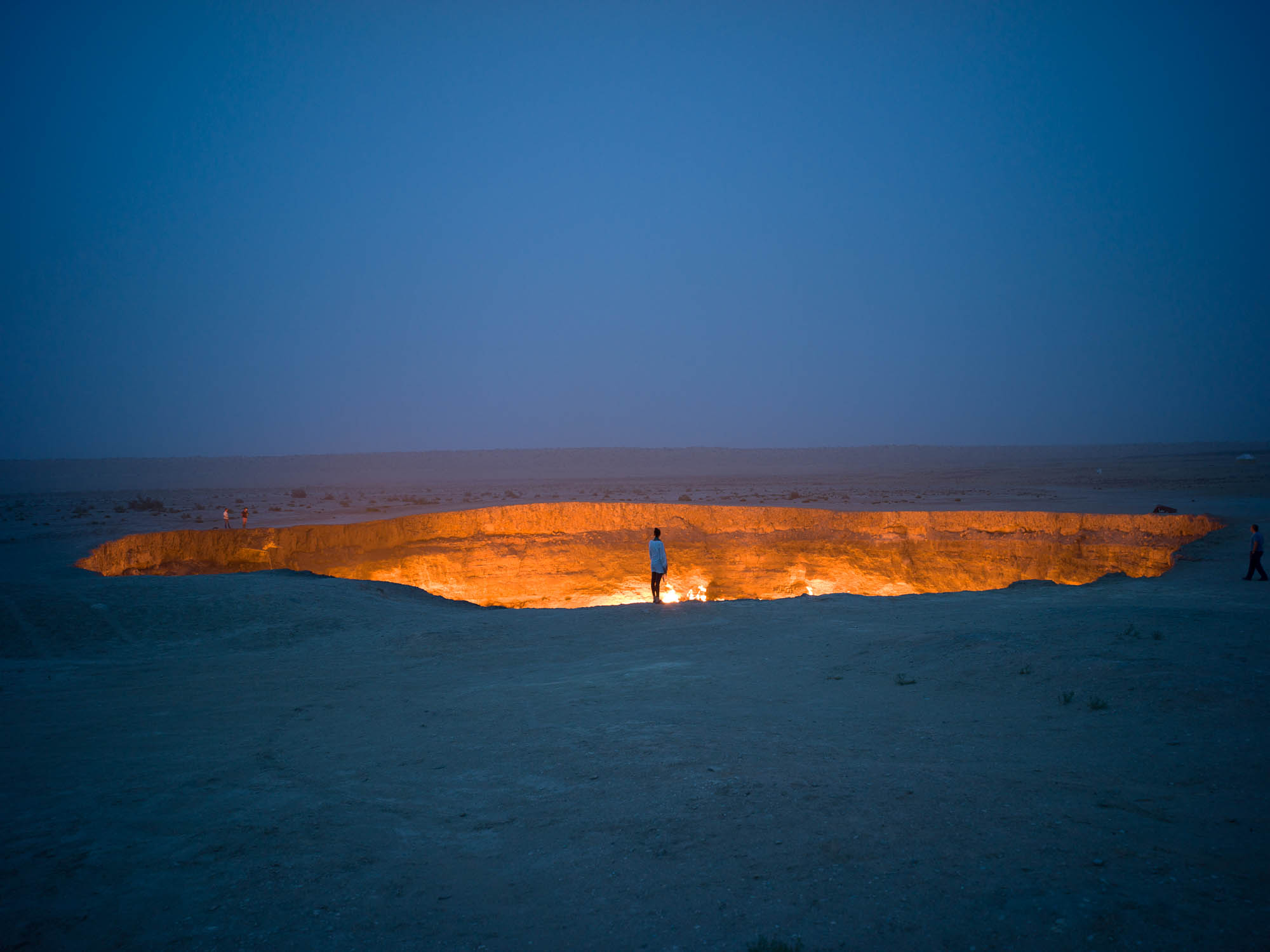 hole in the ground andreschoenherrB0004753