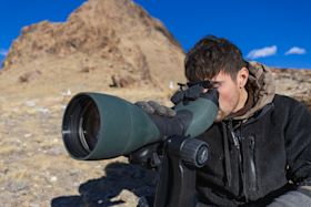 Dan O’Neill BTX 115mm viewing close up 02 