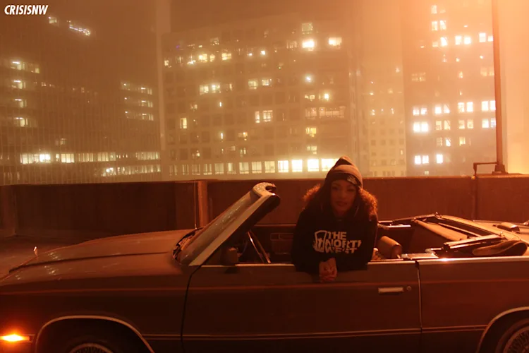 neko-jamilla-the-north-west-hoodie-convertible-foggy-towers