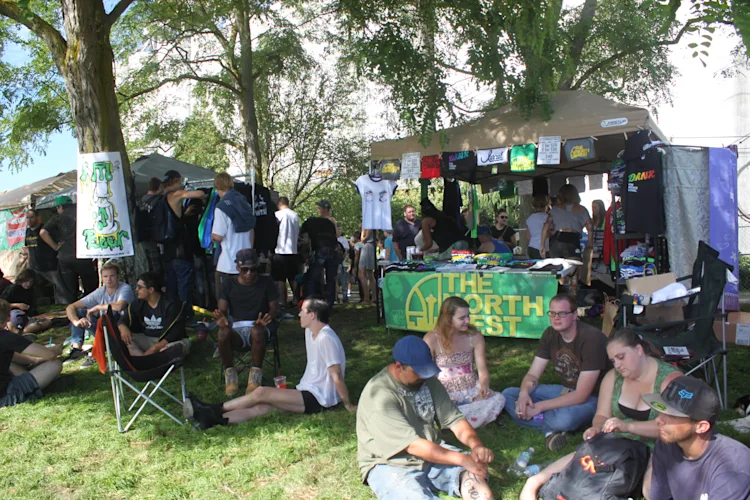 audeos-nwclothing-hempfest-seattle-05
