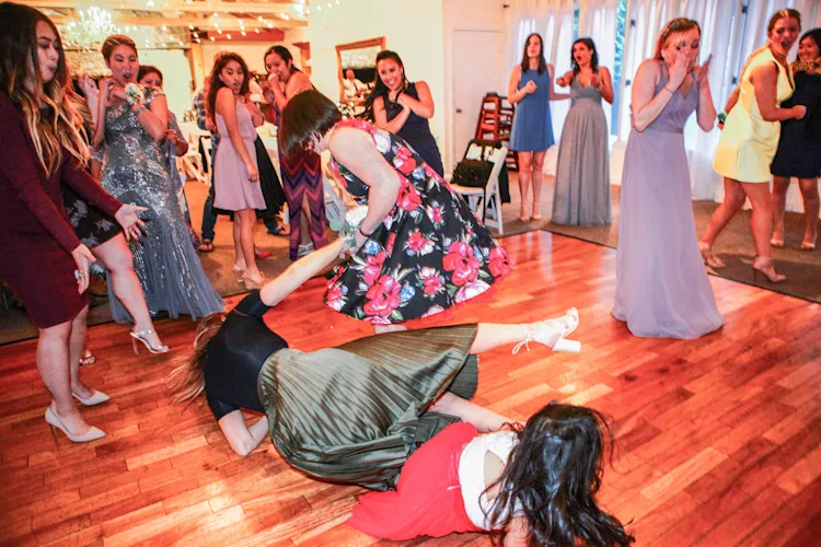 Crash and burn on the dance floor #fail