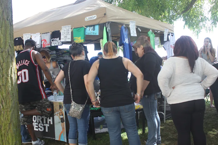 audeos-nwclothing-hempfest-seattle-03
