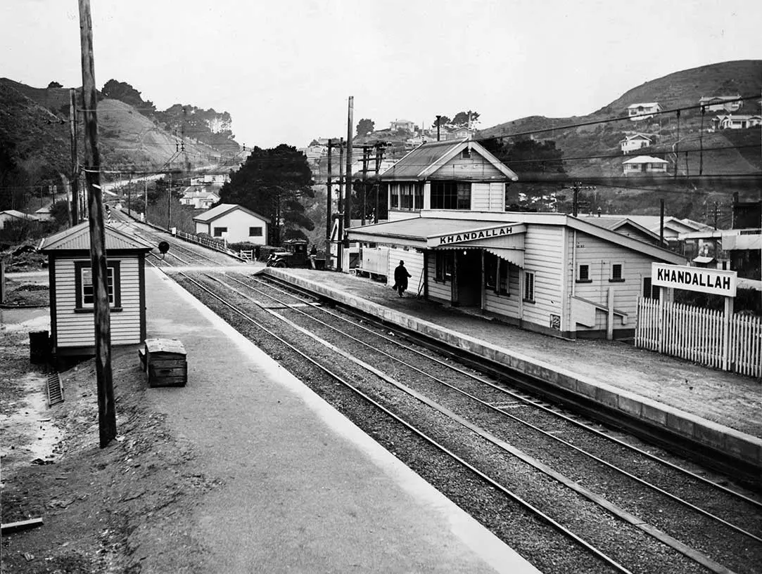 Black and white photo of Khandallah railway station in Te Whanganui-a-Tara | Wellington.