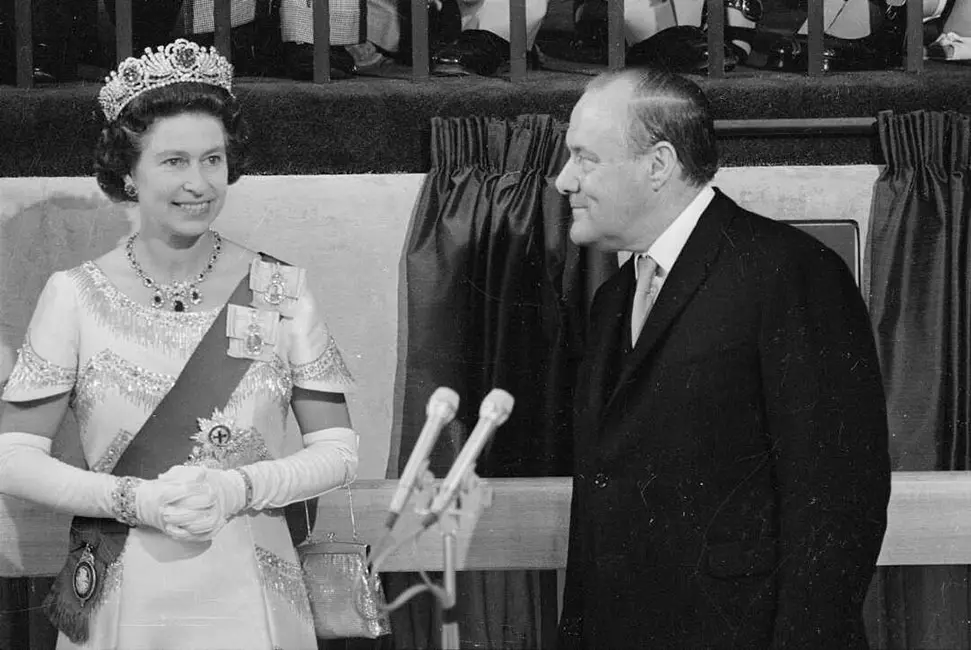 Queen Elizabeth and Prime Minister Robert Muldoon, Wellington