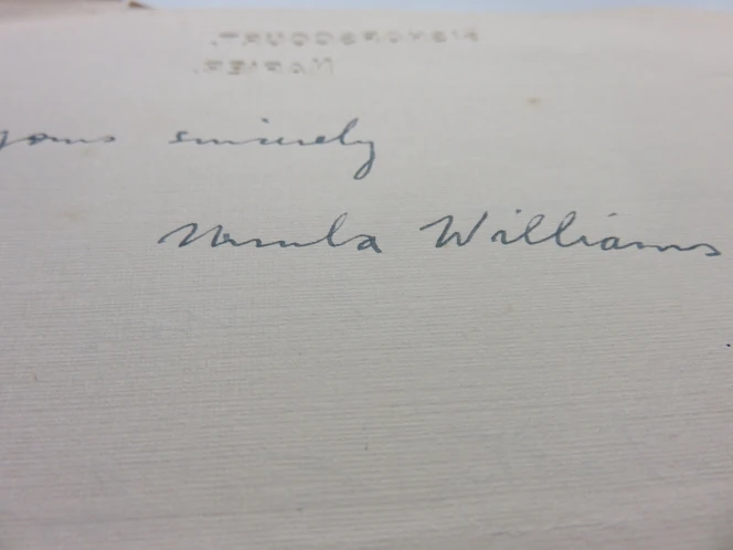 Ursula Williams'signature