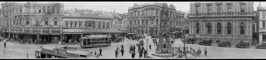 Panorama of Custom House Square in Dunedin, 1923-1928