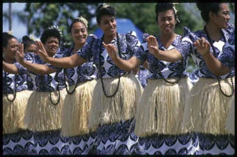 Samoan women performing at Lepea Village.