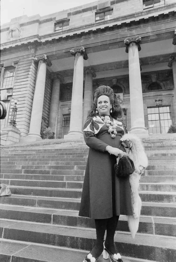 Carmen at Parliament steps, Wellington, 1975.