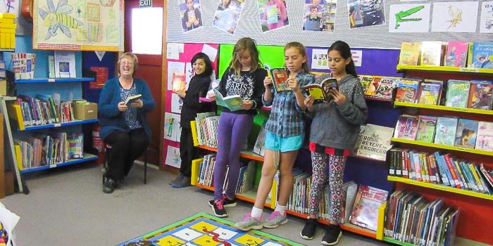 Oturu school's pop-up library