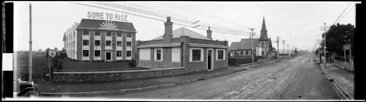 View down Ferry Road, Christchurch, taken between 1923 and 1928, showing the Edmonds factory, which was demolished in 1990.