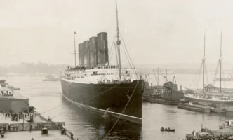 The Lusitania at end of a record voyage in 1907.