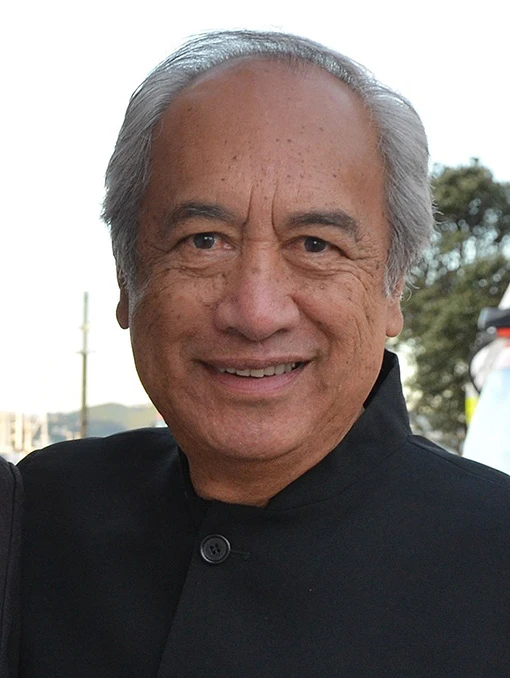 Head and shoulders photo of Witi Ihimaera wearing a black shirt.