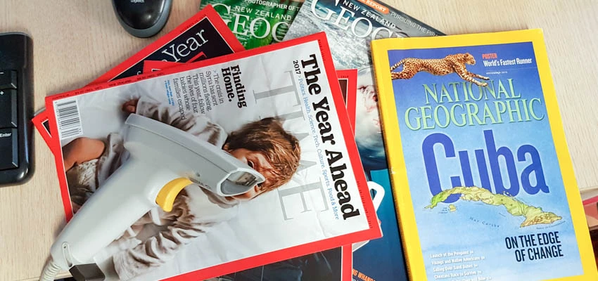 Magazines are popular is school libraries.