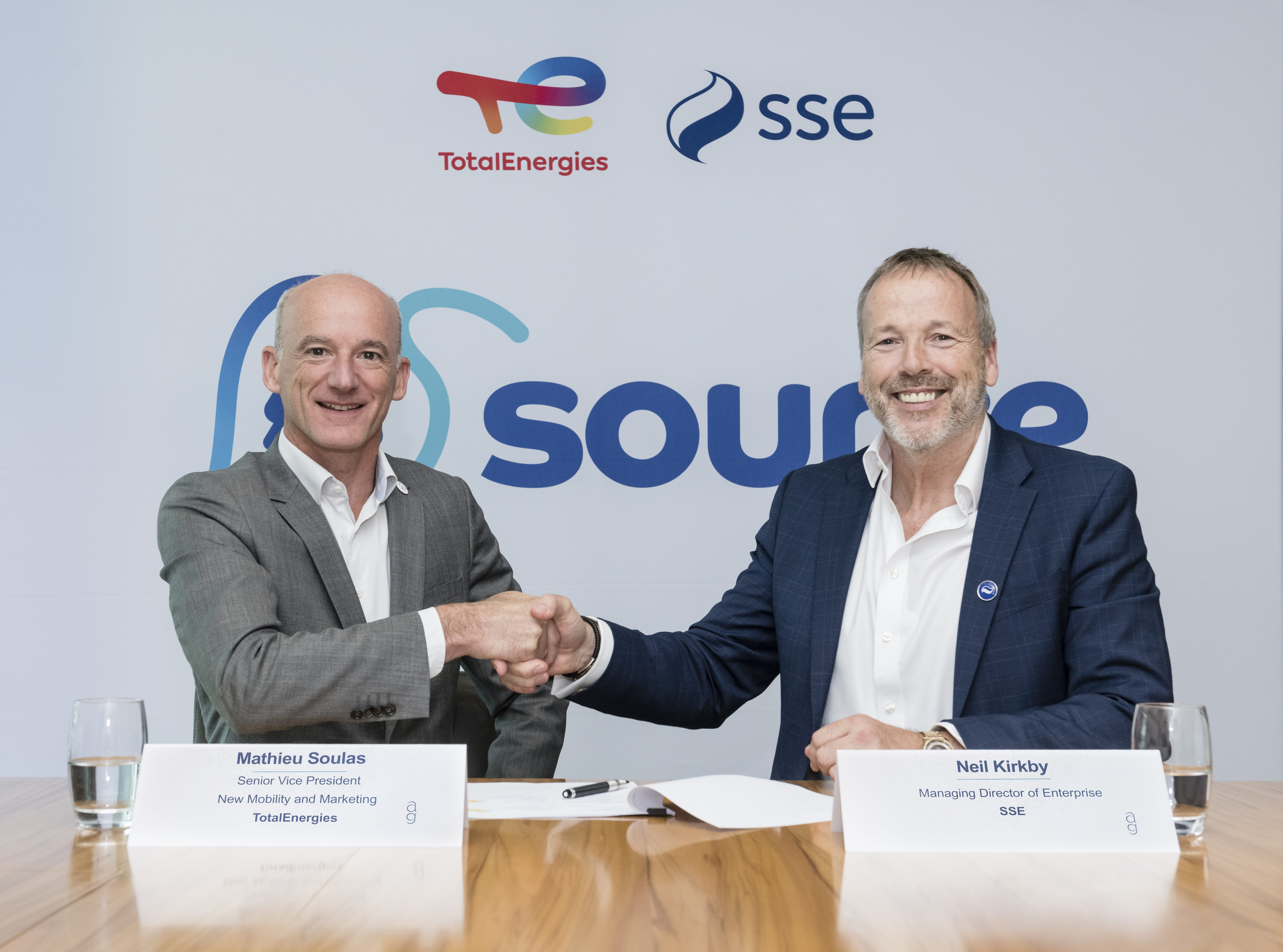 contract signing SSE-Totalenergies-6 1