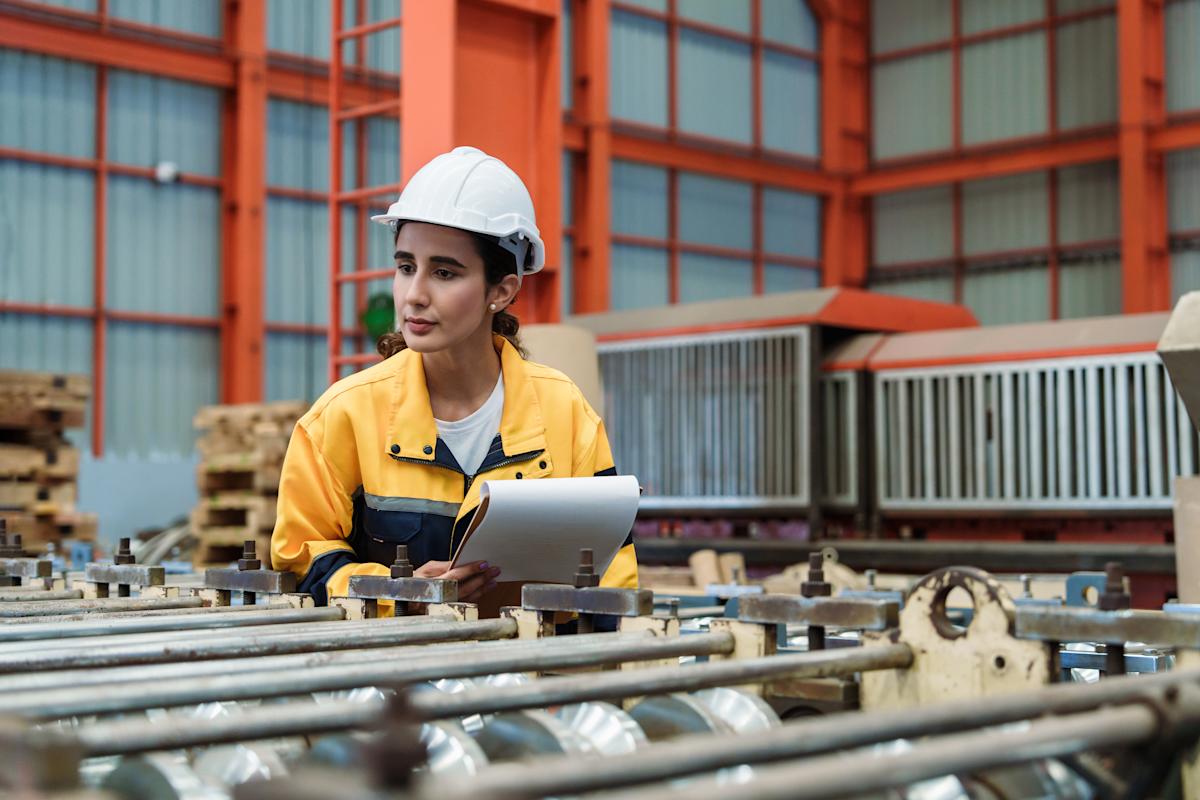 Warehouse Management Software Pricing Guide for 2026 | Capterra