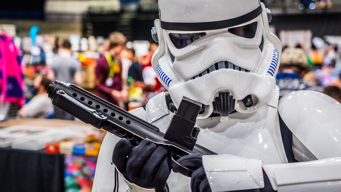 Person dressed up as a Star Wars Stormtrooper character