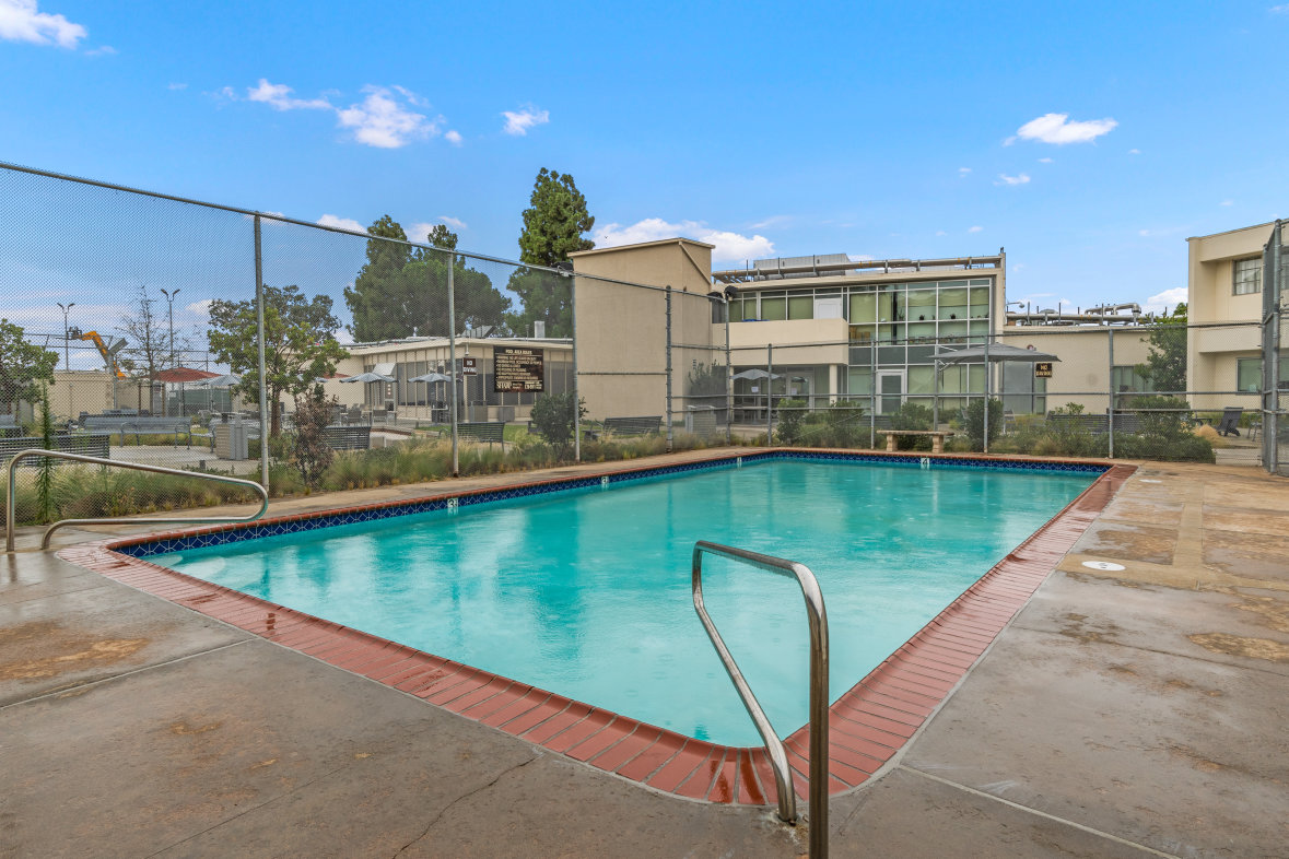 Recovery Park Pool at Sharp Mesa Vista Hospital