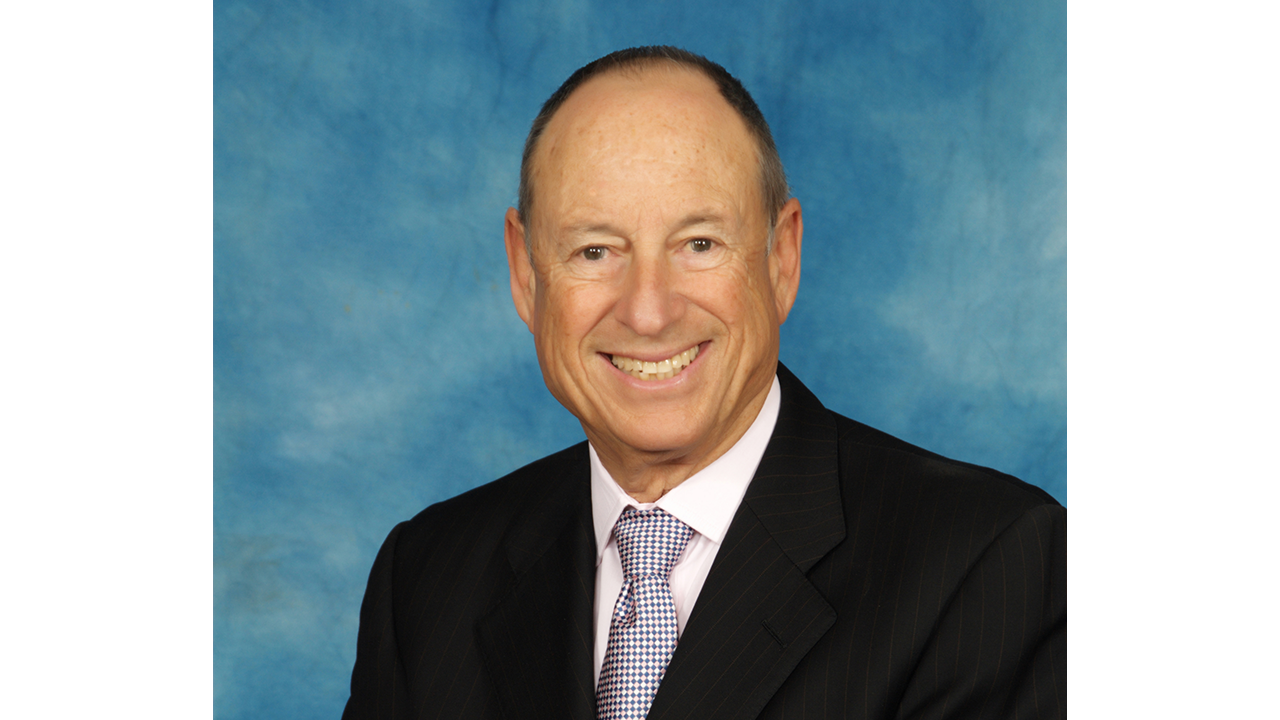 Stephen Cushman headshot