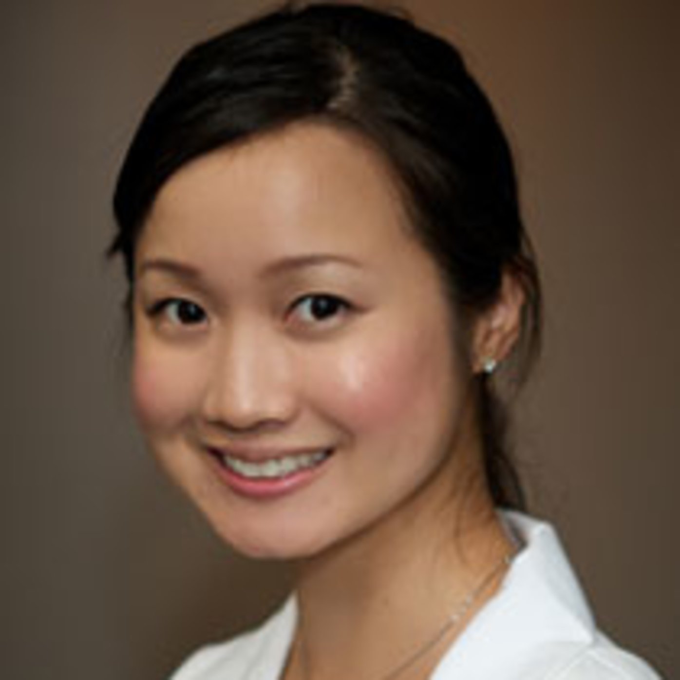 Headshot of Tina Chen, MD