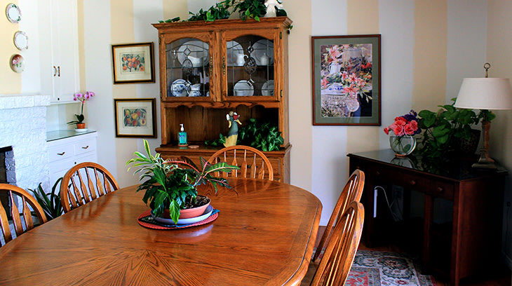 LakeView dining_room