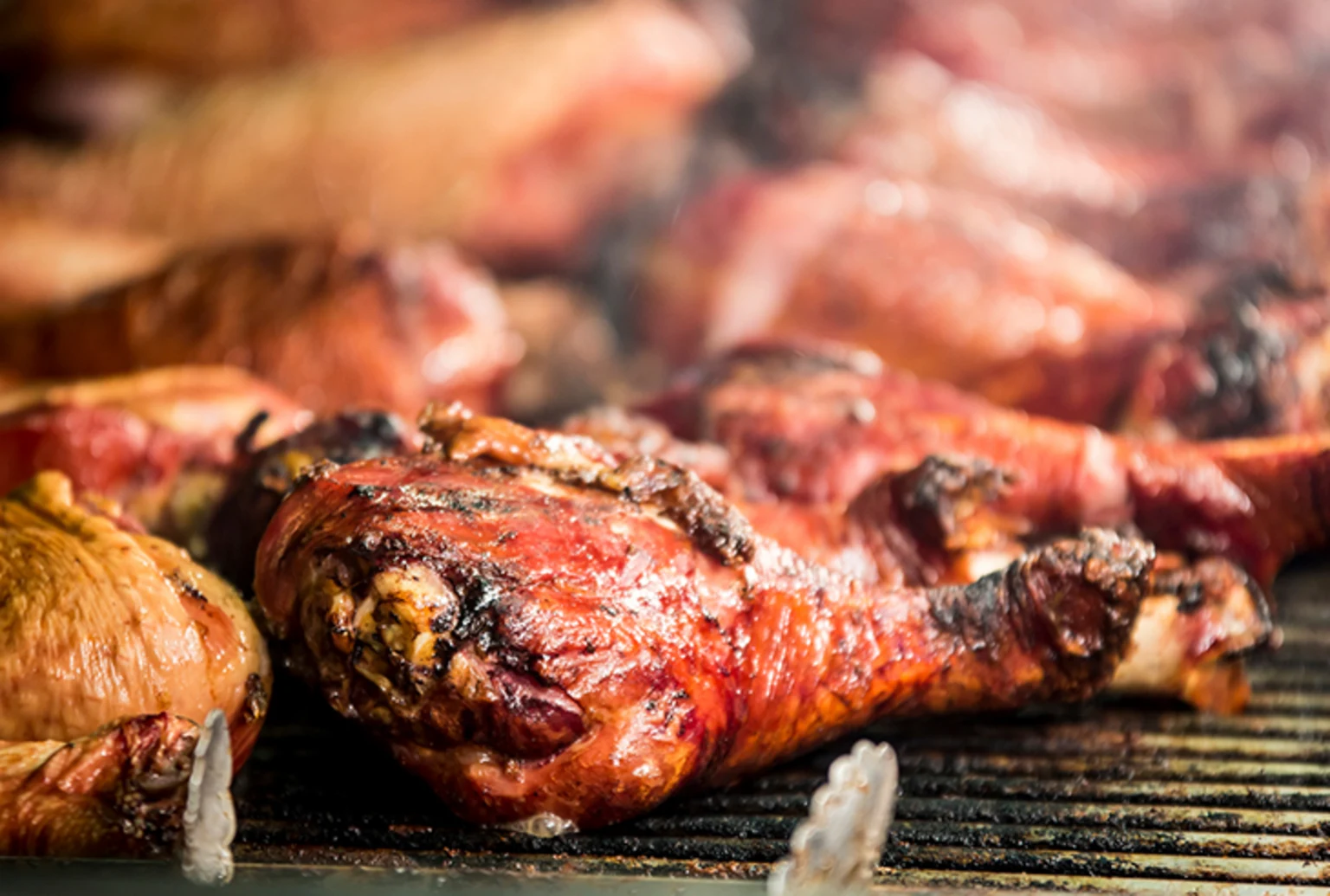 6-tips-for-grilling-safely-HN1406-Body-BBQ-Chicken-iStock00076304531-Sized