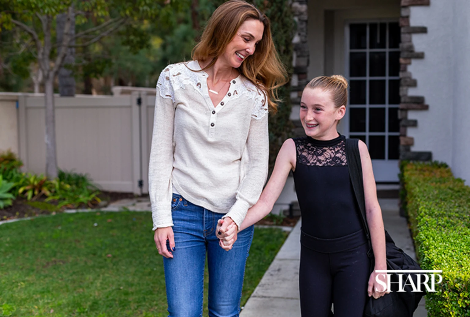 Knowing-the-sign-Type-1-diabetes-HN1638-Brooke-and-Kate-Outside-Body-Logo-Sized