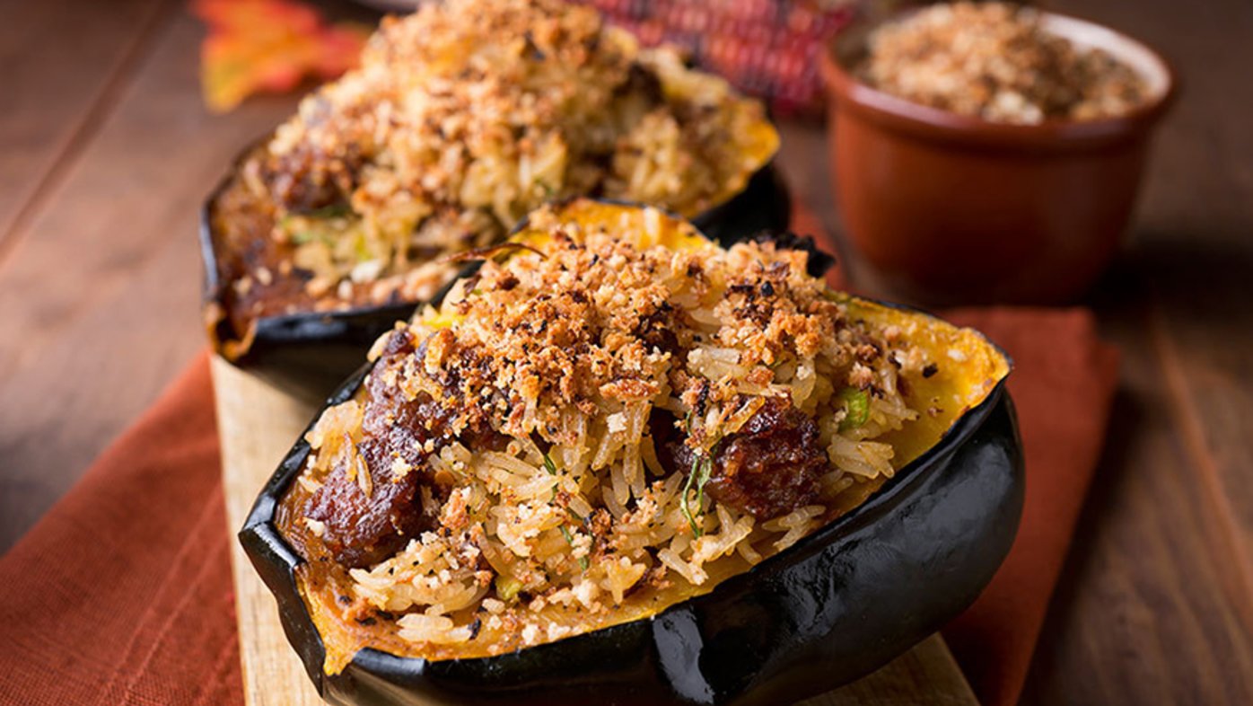 Stuffed roasted acorn squash (recipe)