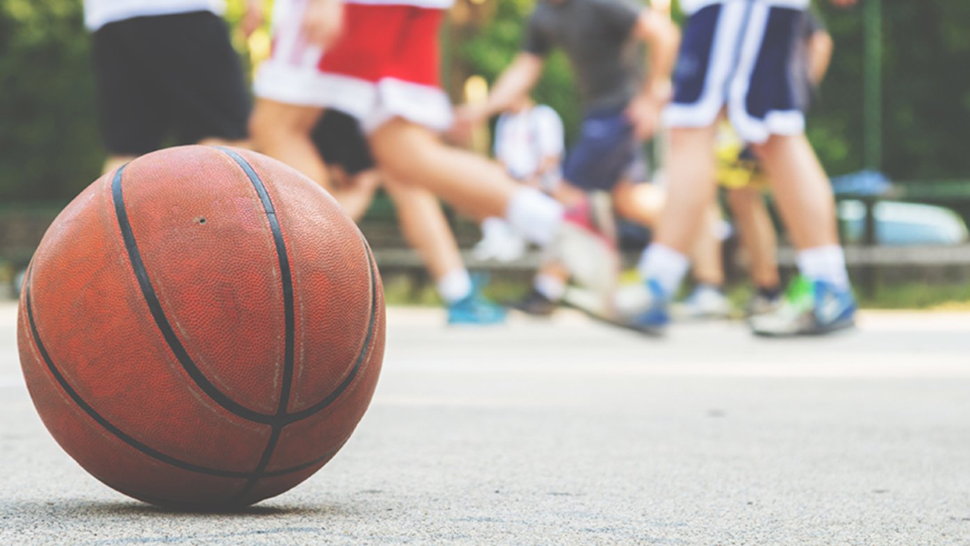 4 tips to prevent basketball injuries