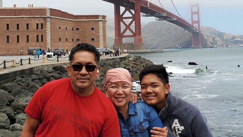 Rona enjoying some vacation time with her family in San Francisco.