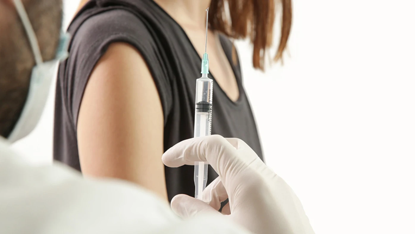 5 reasons the flu vaccine is more important than ever