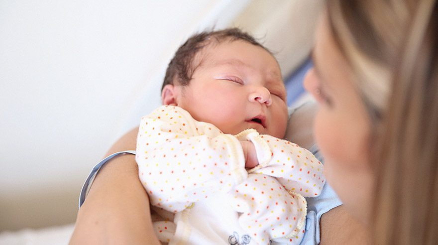 Pregnancy and newborn protections from COVID-19 HN2946 iStock 625886810 Sized