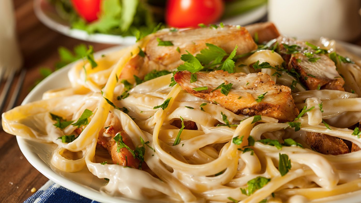 Fettuccine Alfredo with grilled chicken