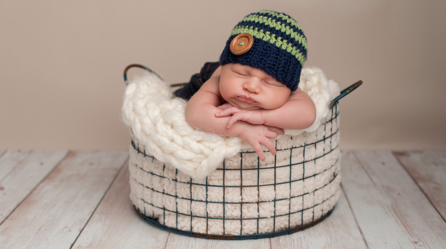 Babies and heat loss - do they need a beanie cap