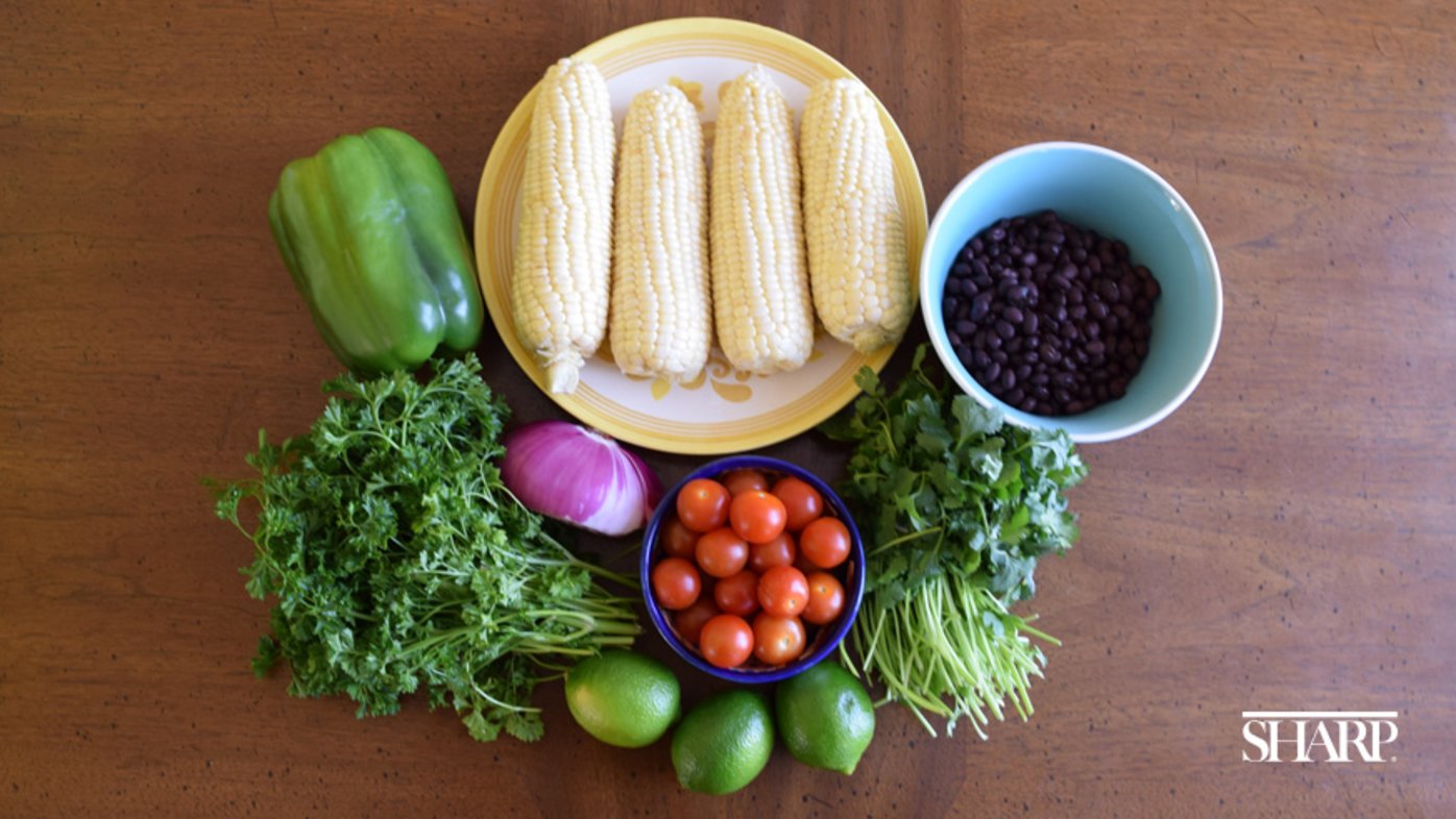 Grilled corn and black bean salad (recipe)