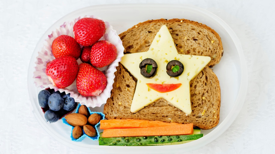 Healthy sandwich and fruits