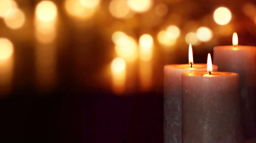 5 Ways to Honor Lost Loved Ones During the Holidays