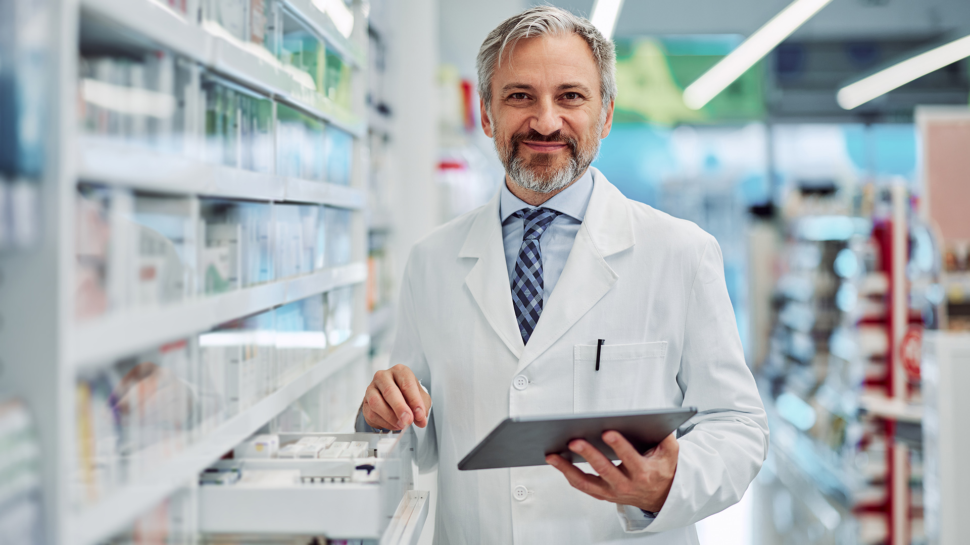 Managing-medications-HN1207-Video-Pharmacy-Role-in-Patient-Logo-Sized-copy