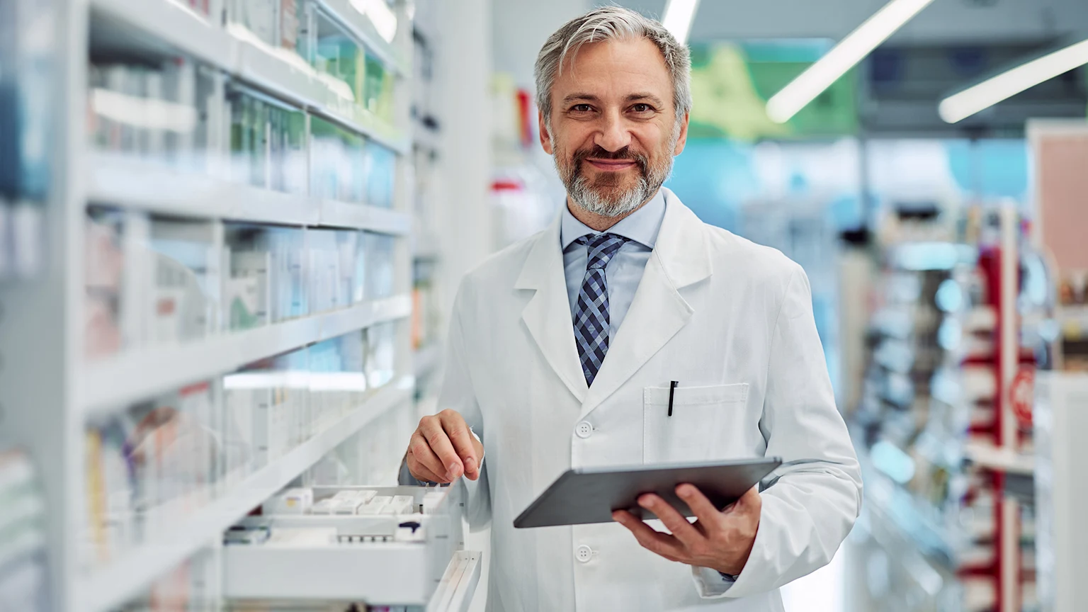 Managing-medications-HN1207-Video-Pharmacy-Role-in-Patient-Logo-Sized-copy