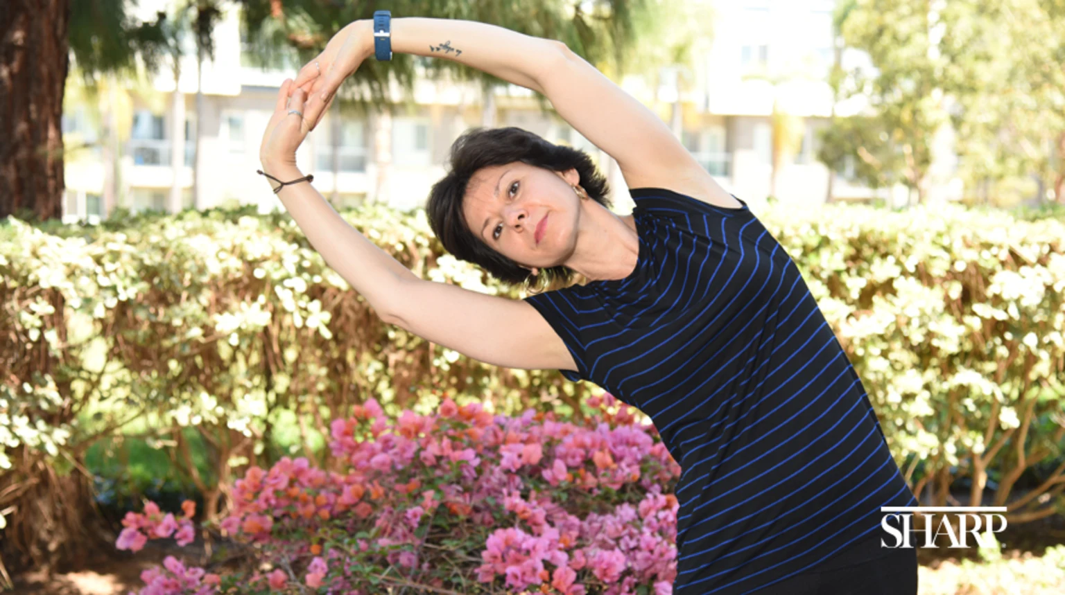 Morning-Stretches-HN1354-4-Main-image-Standing-Half-Moon-Olga-Hays-Diana-Babb-DSC-1800-051118-Sized_1