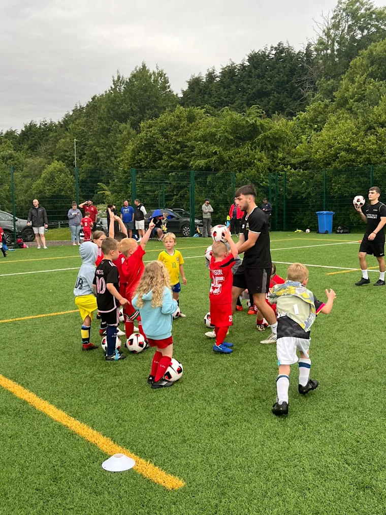 Welcome to We Make Footballers Blackwood!