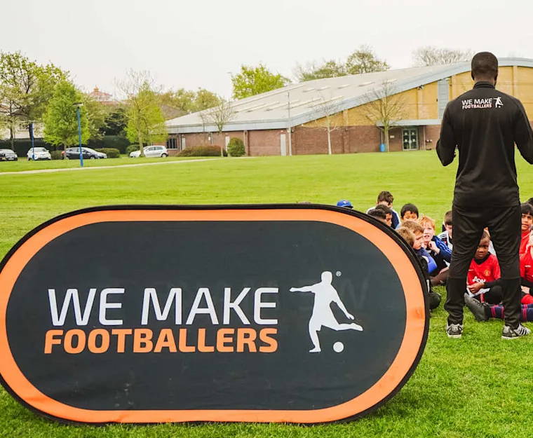 5 Ways Soccer Training Builds Confidence in Children Aged 4–12