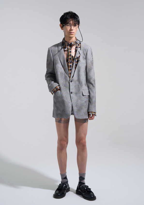  work by Hiromi Murao